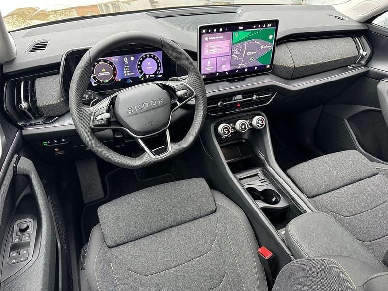 Neu Skoda Kodiaq Selection 150 PS (110 kW) 2026 Bronx gold metallic SUV