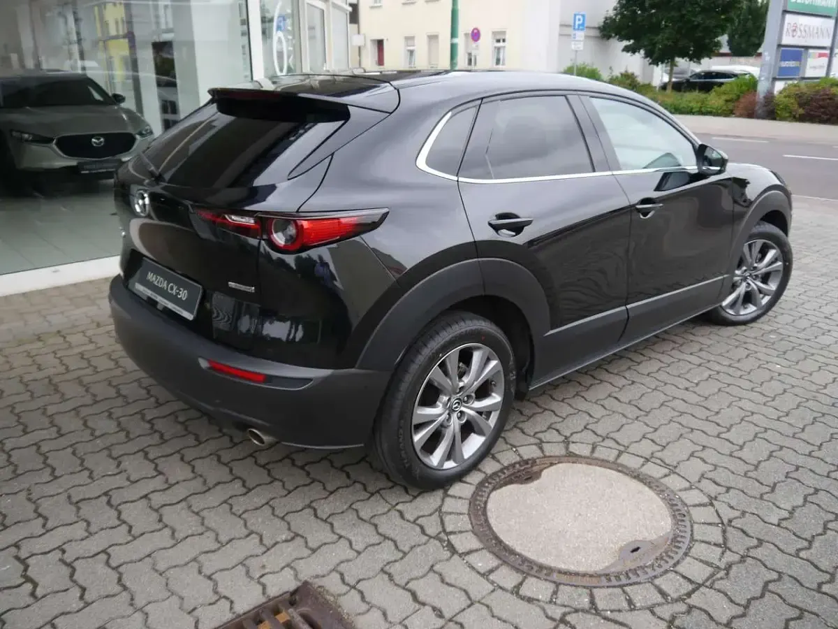Gebraucht Mazda CX-30 Selection 122 PS (89 kW) 2022 Jet black 41w SUV