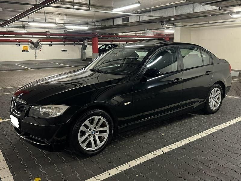 Schwarz Gebraucht 2008 BMW 318 Limousine | 4.400 € (Superpreis) - Bild 1/4