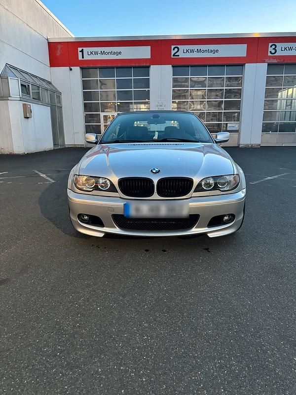 Silber Gebraucht 2004 BMW 320 Cabriolet Cabrio | 9.000 € (Fairer Preis) - Bild 1/4