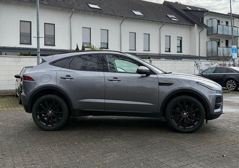 Gebraucht Jaguar E-Pace SE 204 PS (150 kW) 2021 Grau SUV