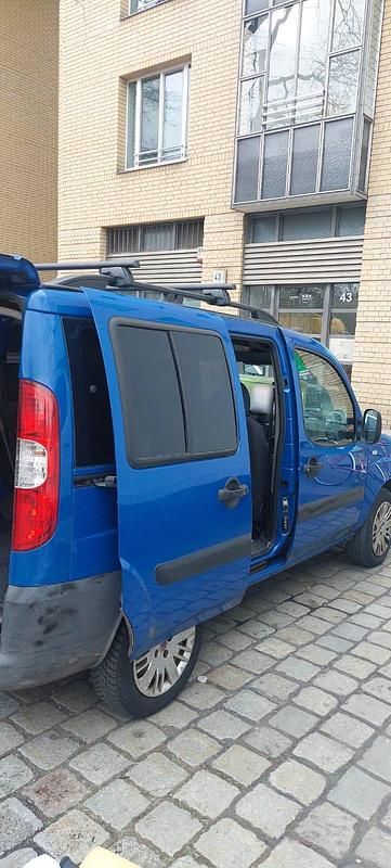 Gebraucht Fiat Doblò Active 75 PS (55 kW) 2009 Blau Van / Kleinbus