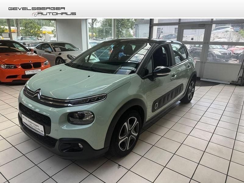 Grün Gebraucht 2020 Citroën C3 Shine Kleinwagen | 14.680 € (Fairer Preis) - Bild 1/4