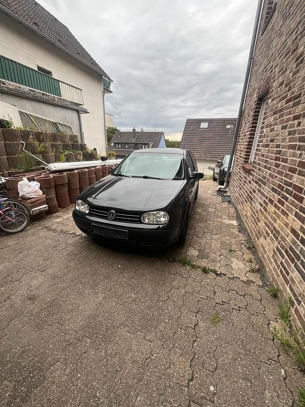 Schwarz Gebraucht 1999 VW Golf IV Coupé | 1.000 € (Guter Preis) - Bild 1/4
