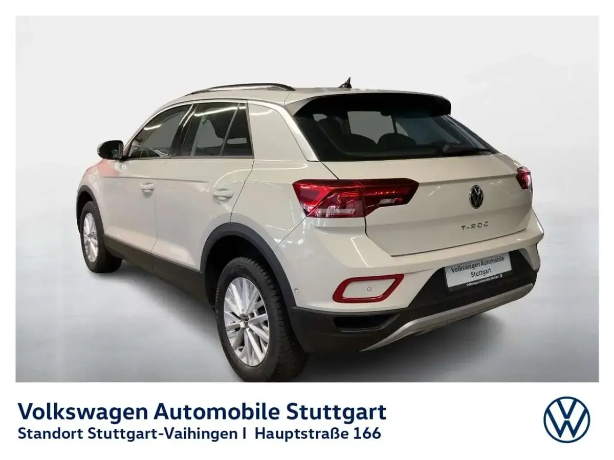 Gebraucht VW T-Roc Life 150 PS (110 kW) 2023 Ascotgrau SUV