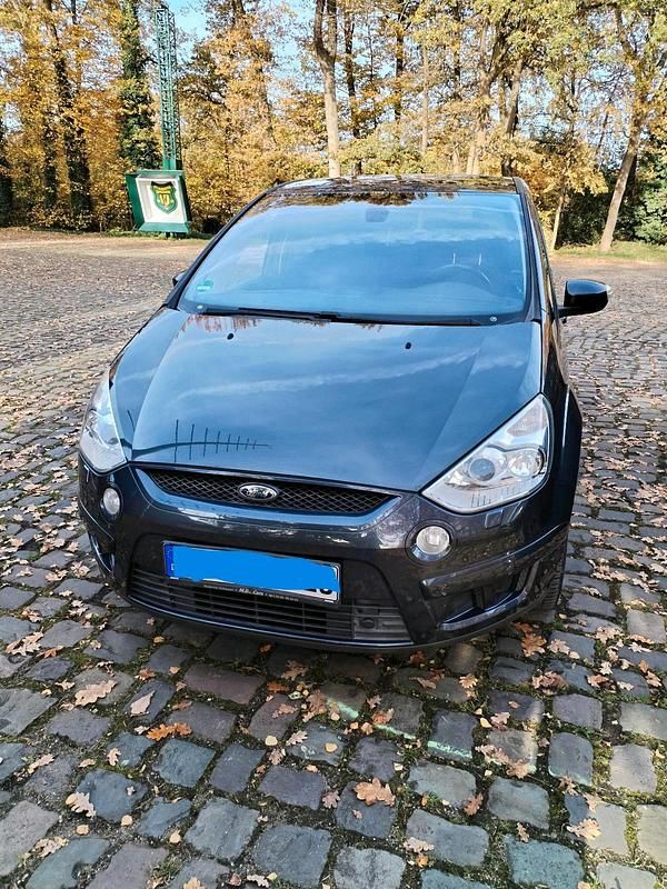 Gebraucht Ford S-MAX Titanium 146 PS (107 kW) 2009 Grau Van / Kleinbus