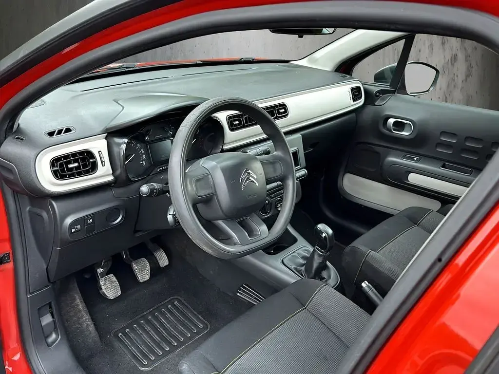 Gebraucht Citroën C3 Live 68 PS (50 kW) 2017 Orange Limousine