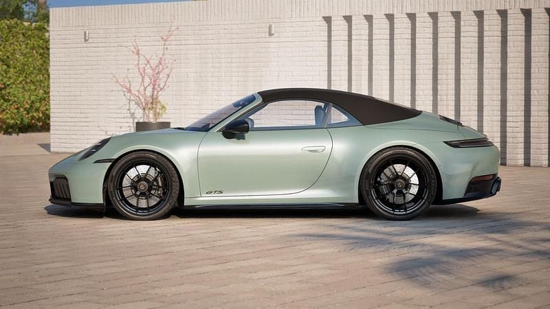 Neu Porsche 911 Carrera GTS 541 PS (397 kW) 2026 Shadegreenmetallic Cabrio