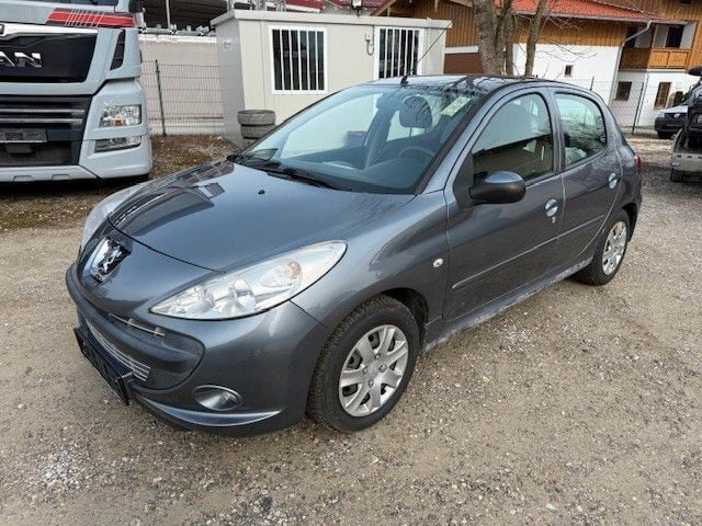 Grau Gebraucht 2009 Peugeot 206 Limousine | 1.100 € (Superpreis) - Bild 1/4