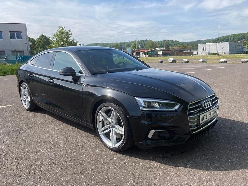 Schwarz Gebraucht 2019 Audi A5 Sportback S-Line Kleinwagen | 25.000 € (Guter Preis) - Bild 1/4