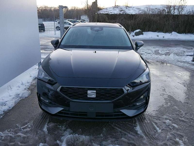 Neu Seat Leon FR 150 PS (110 kW) 2025 Midnight schwarz meta... Kombi