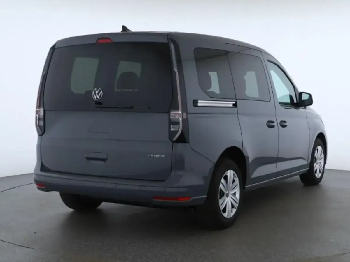 Gebraucht VW Caddy Basis 150 PS (110 kW) 2025 Grau Van / Kleinbus