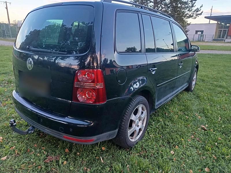 Gebraucht VW Touran 140 PS (102 kW) 2008 Van / Kleinbus