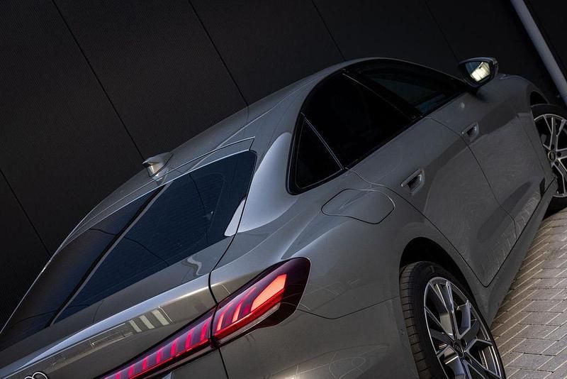 Gebraucht Audi A5 Advanced 150 PS (110 kW) 2025 Grau Limousine