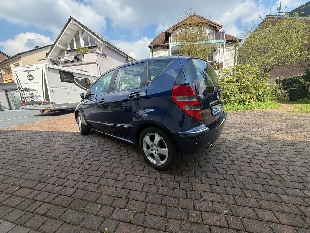 Gebraucht Mercedes A170 Avantgarde 116 PS (85 kW) 2006 Blau Van / Kleinbus