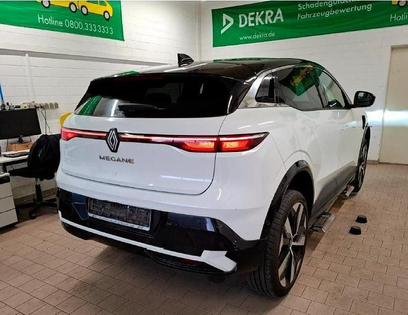 Gebraucht Renault Megane E-Tech Techno 160 kW (218 PS) 2023 Weiß Limousine