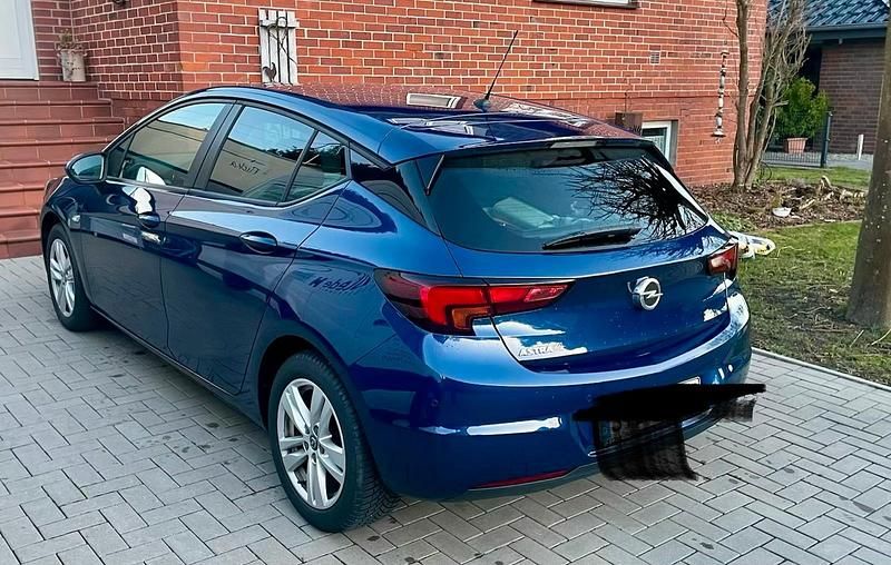 Gebraucht Opel Astra 110 PS (80 kW) 2021 Blau Limousine