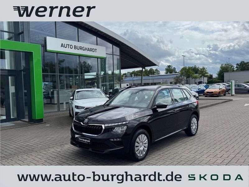 Schwarzmagic perleffekt Gebraucht 2024 Skoda Kamiq Essence SUV | 19.490 € (Fairer Preis) - Bild 1/4