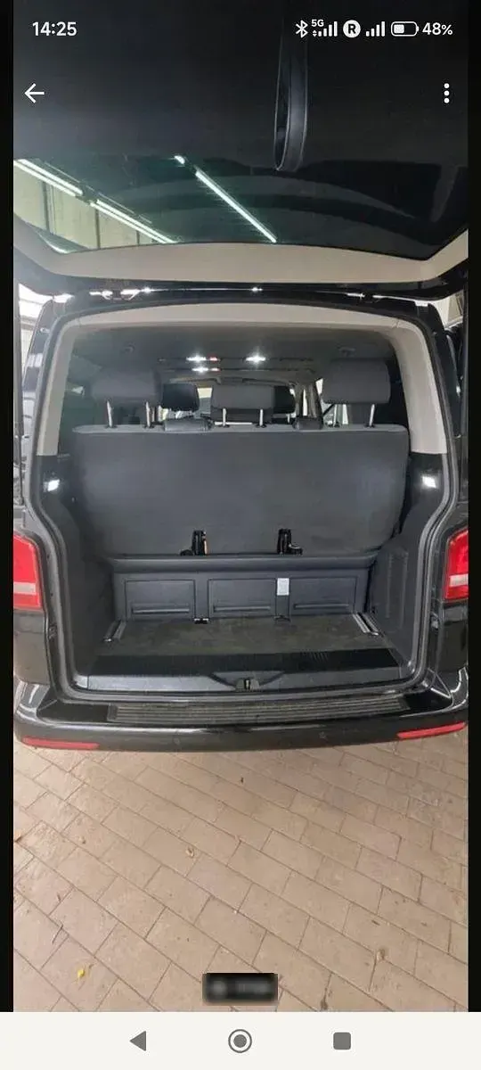 Gebraucht VW Multivan 140 PS (102 kW) 2015 Schwarz Van / Kleinbus