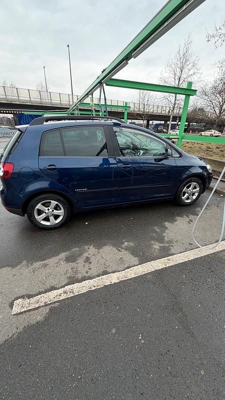 Gebraucht VW Golf V 105 PS (77 kW) 2008 Blau Kleinwagen