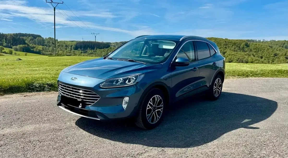 Używany Ford Kuga Titanium X 150 KM (110 kW) 2020 Niebieski SUV