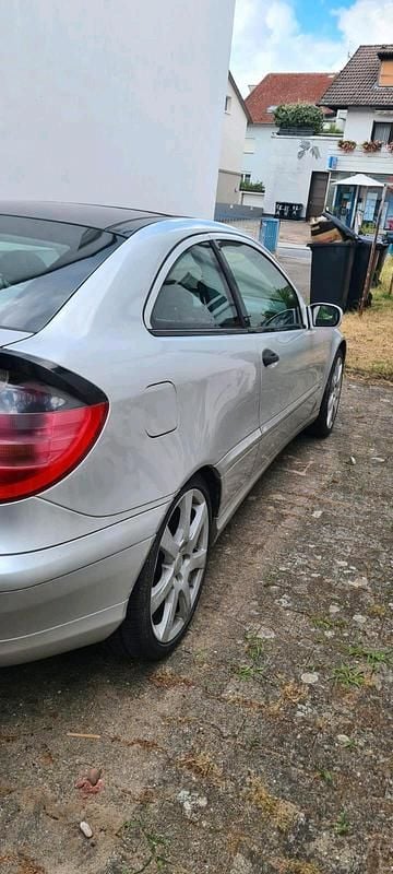 Gebraucht Mercedes C180 2003 Grau Coupé
