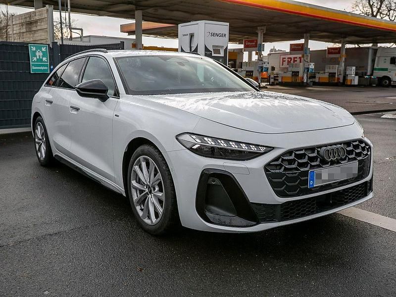 Second-hand Audi A5 Sport 299 CP (219 kW) 2025 Alb Break