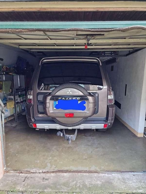 Gebraucht Mitsubishi Pajero Edition 200 PS (147 kW) 2014 Braun SUV