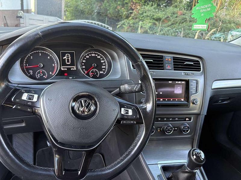 Gebraucht VW Golf VII Individual 140 PS (102 kW) 2013 Limousine