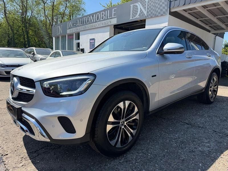 Gebraucht Mercedes GLC300e 320 PS (235 kW) 2020 Silber SUV