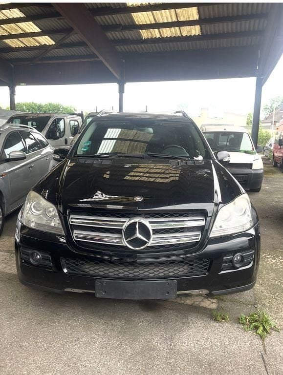 Gebraucht Mercedes GL320 224 PS (164 kW) 2008 Schwarz SUV