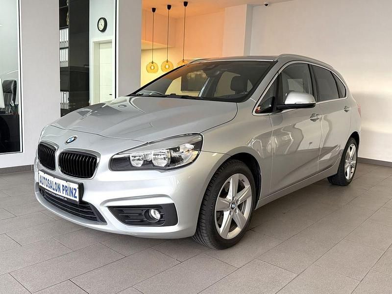 Gebraucht BMW 218 Active Tourer 136 PS (100 kW) 2014 Silber Van / Kleinbus