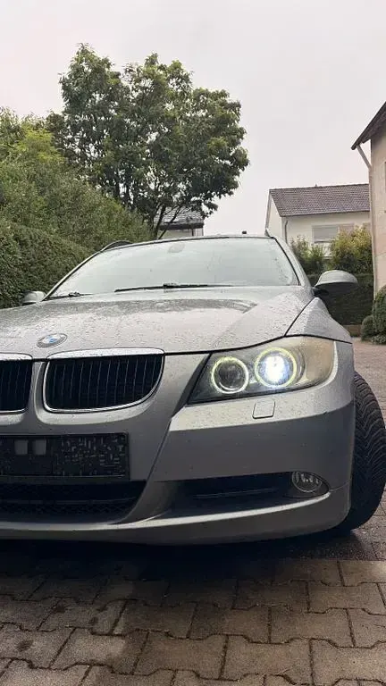 Gebraucht BMW 320 170 PS (125 kW) 2007 Grau Kombi