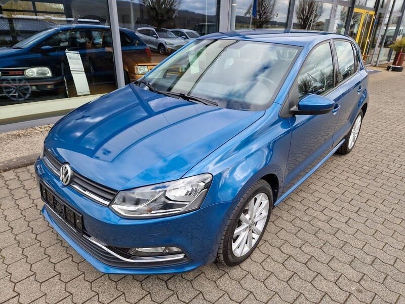 Blau Gebraucht 2015 VW Polo Highline Kleinwagen | 11.890 € (Etwas zu teuer) - Bild 1/4