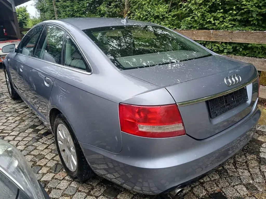 Gebraucht Audi A6 177 PS (130 kW) 2005 Silber Limousine