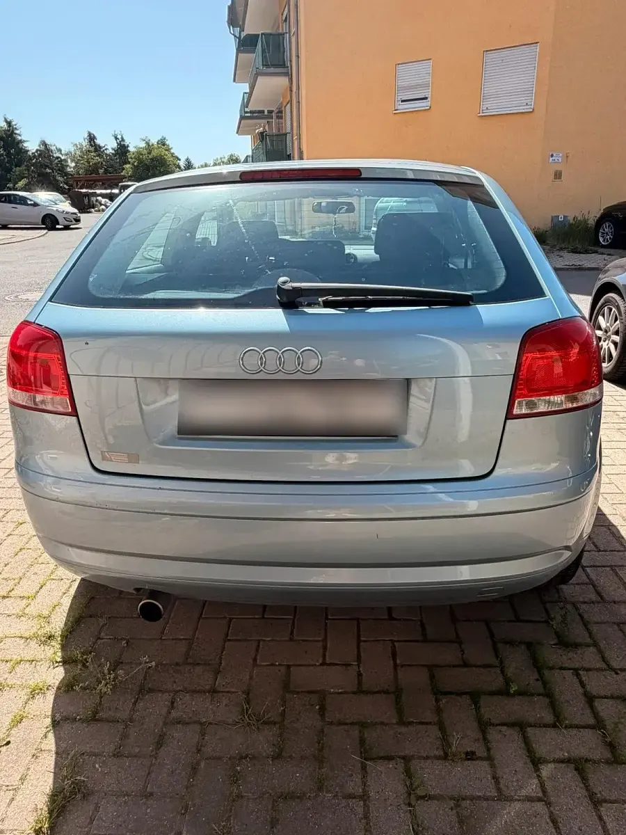 Gebraucht Audi A3 102 PS (75 kW) 2007 Blau Kleinwagen