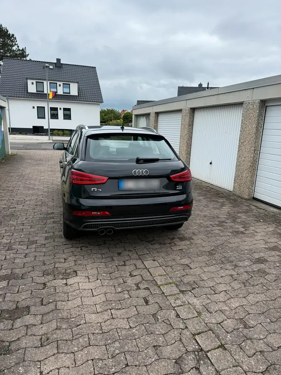 Gebraucht Audi Q3 S-Line 140 PS (102 kW) 2014 Schwarz SUV