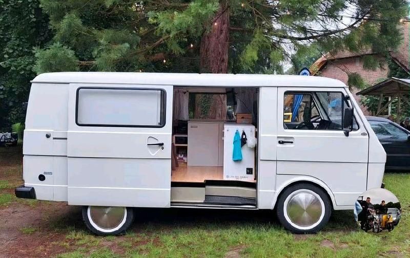 Second-hand VW LT 95 CP (69 kW) 1993 Alb Monovolum