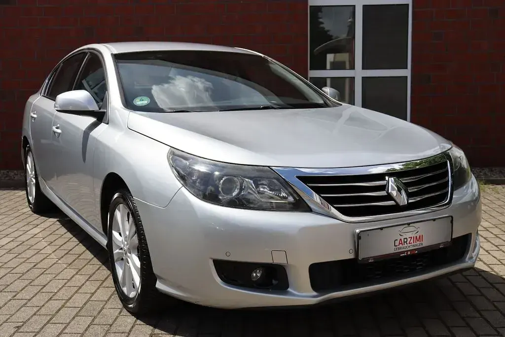 Gebraucht Renault Latitude 140 PS (102 kW) 2011 Silber Limousine
