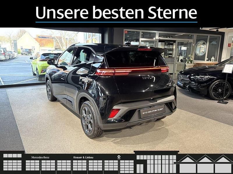 Neu BYD Dolphin Surf Comfort 114 kW (156 PS) 2026 Polar night black Kleinwagen