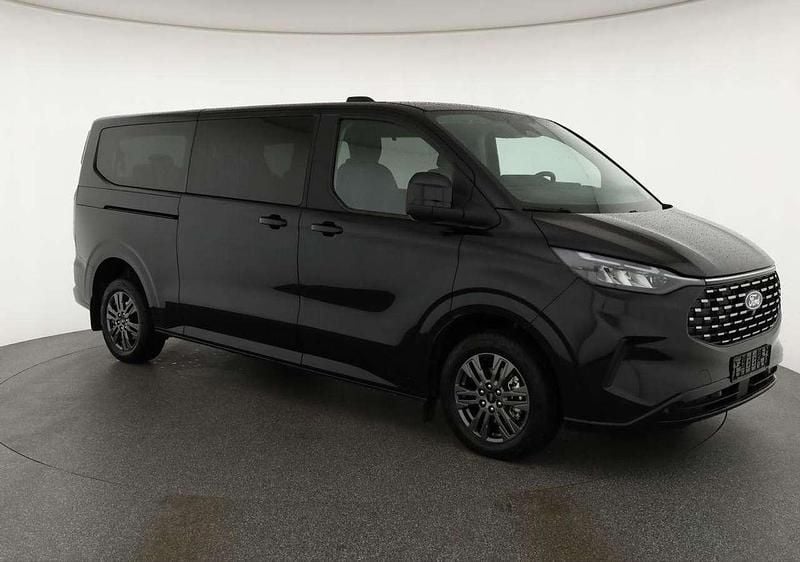 Agate black metallic Neu 2025 Ford Tourneo Custom Titanium Van / Kleinbus | 58.095 € (Guter Preis) - Bild 1/4