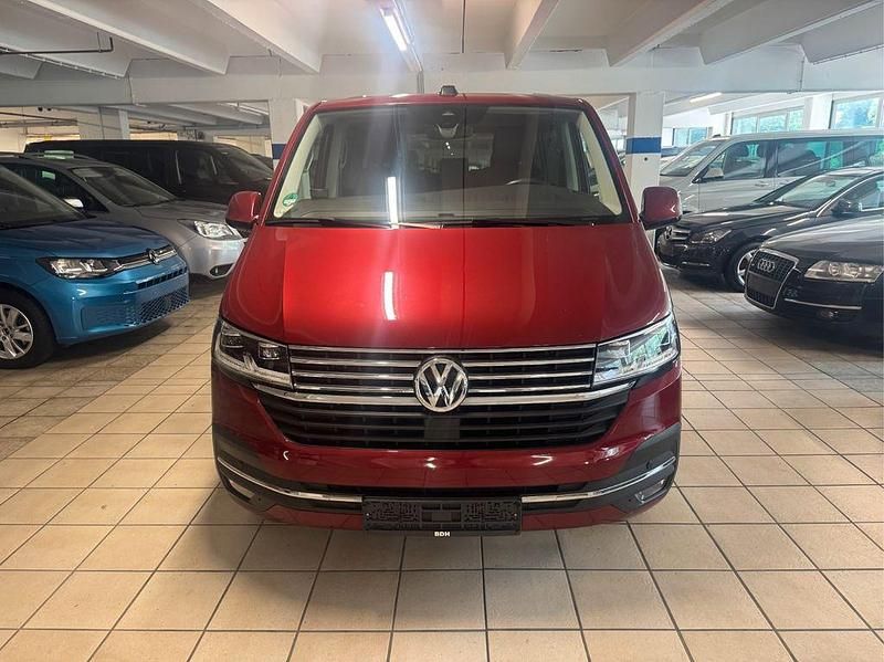 Gebraucht VW Multivan Highline 204 PS (150 kW) 2022 Rot Van