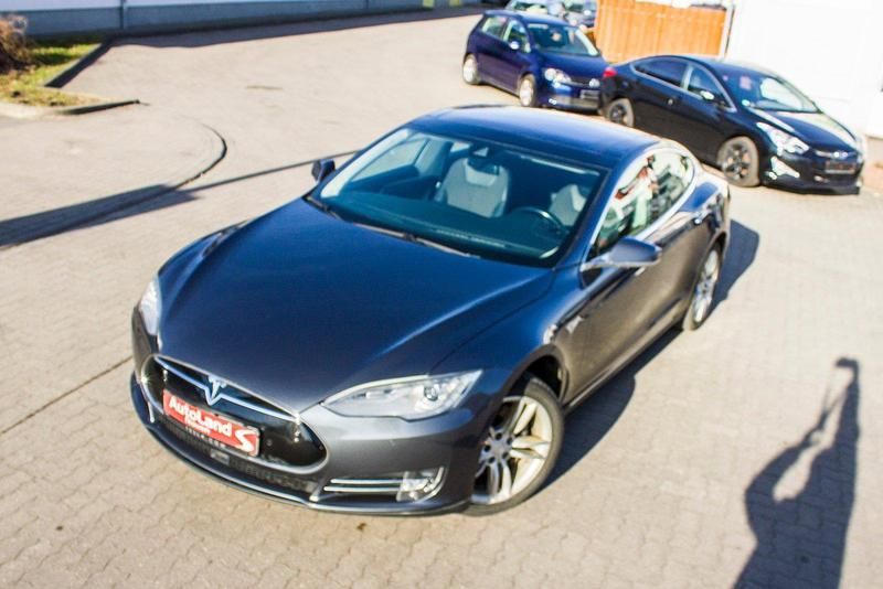 Gebraucht Tesla Model S 314 kW (428 PS) 2014 Grau Kleinwagen