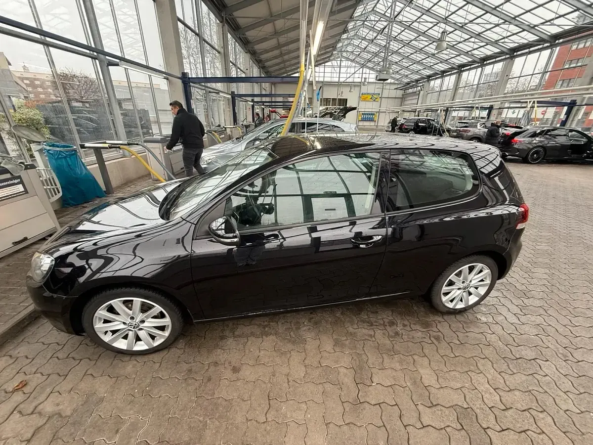 Gebraucht VW Golf VI 122 PS (89 kW) 2009 Schwarz Kleinwagen
