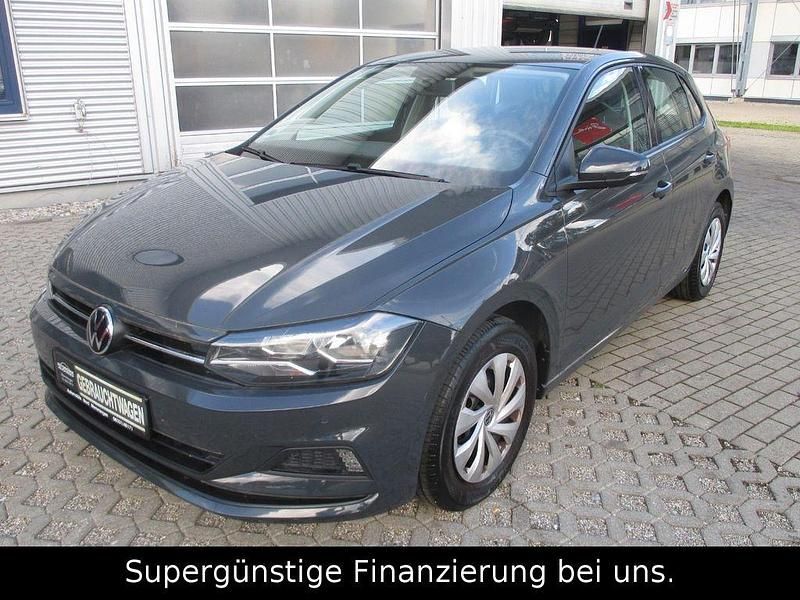 Grau Gebraucht 2021 VW Polo Comfortline Limousine | 13.880 € (Fairer Preis) - Bild 1/4