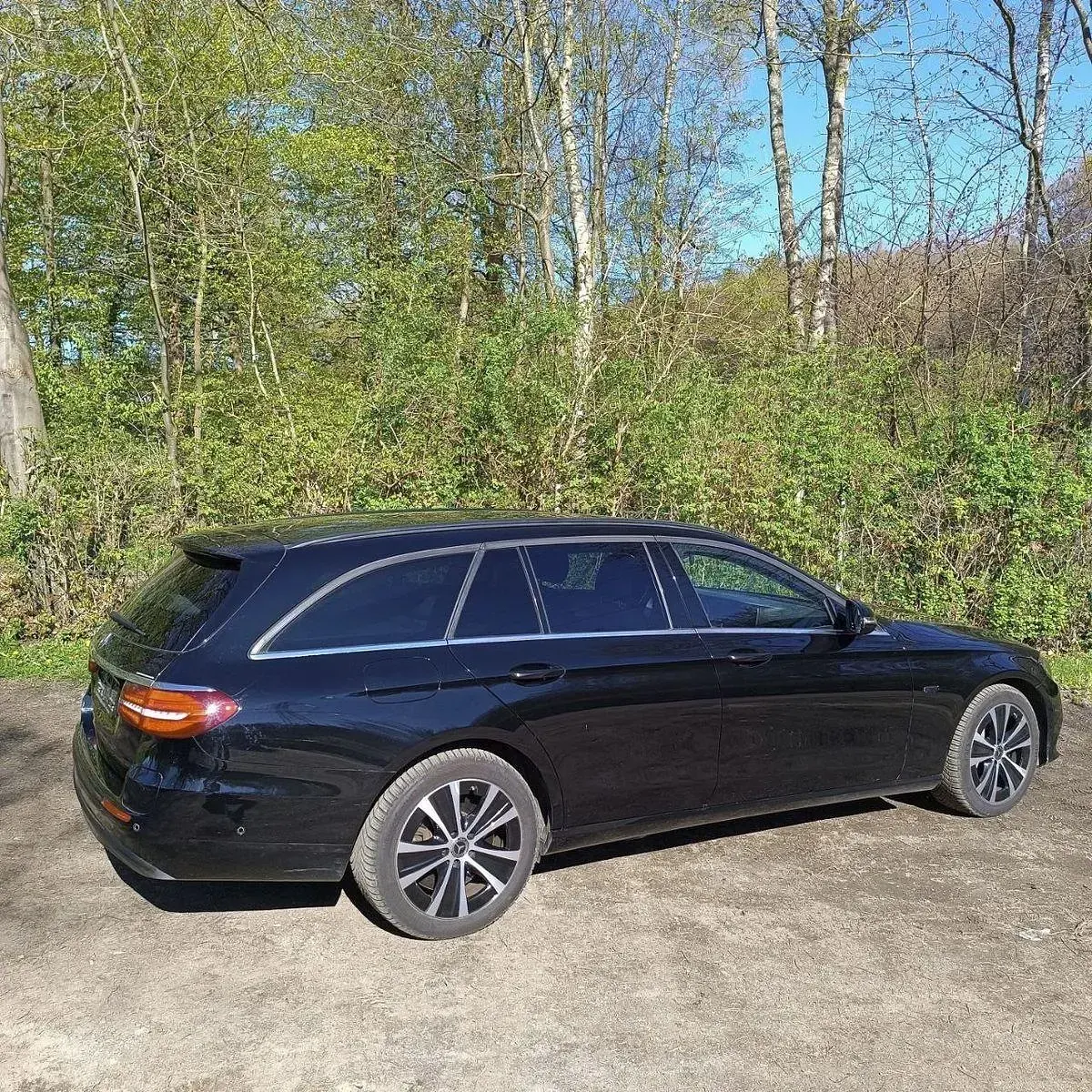 Gebraucht Mercedes E300 306 PS (225 kW) 2020 Schwarz Kombi