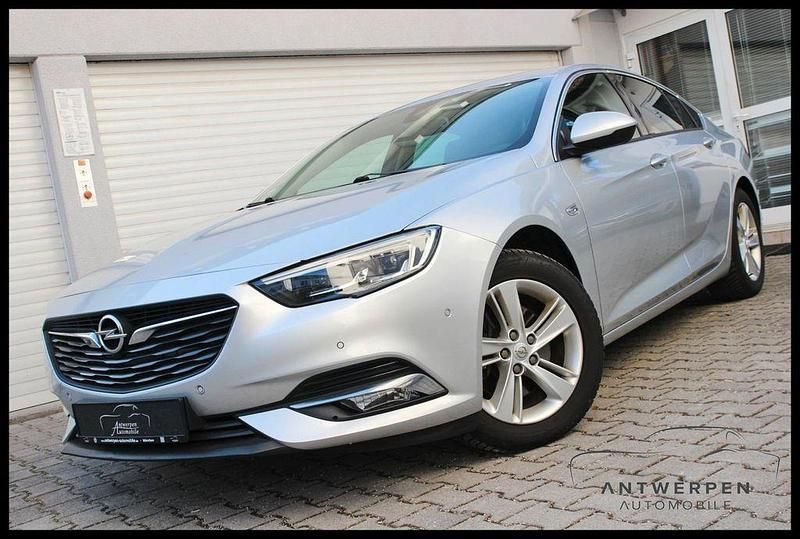 Gebraucht Opel Insignia Dynamic 170 PS (125 kW) 2018 Silber Limousine