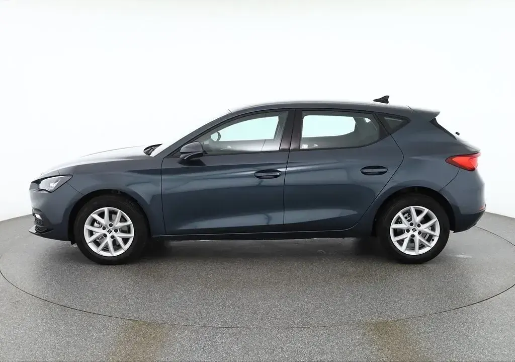 Neu Seat Leon 116 PS (85 kW) 2026 Magneticgraumet. Limousine