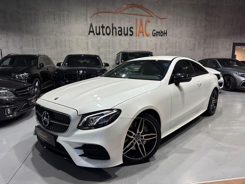Diamantweiss Gebraucht 2018 Mercedes E350 AMG Coupé | 33.900 € (Fairer Preis) - Bild 1/4