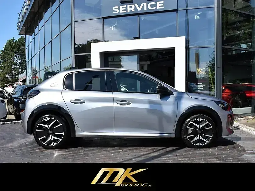 Gebraucht Peugeot 208 GT 146 PS (107 kW) 2025 Met. artense silber (metallic) Kleinwagen